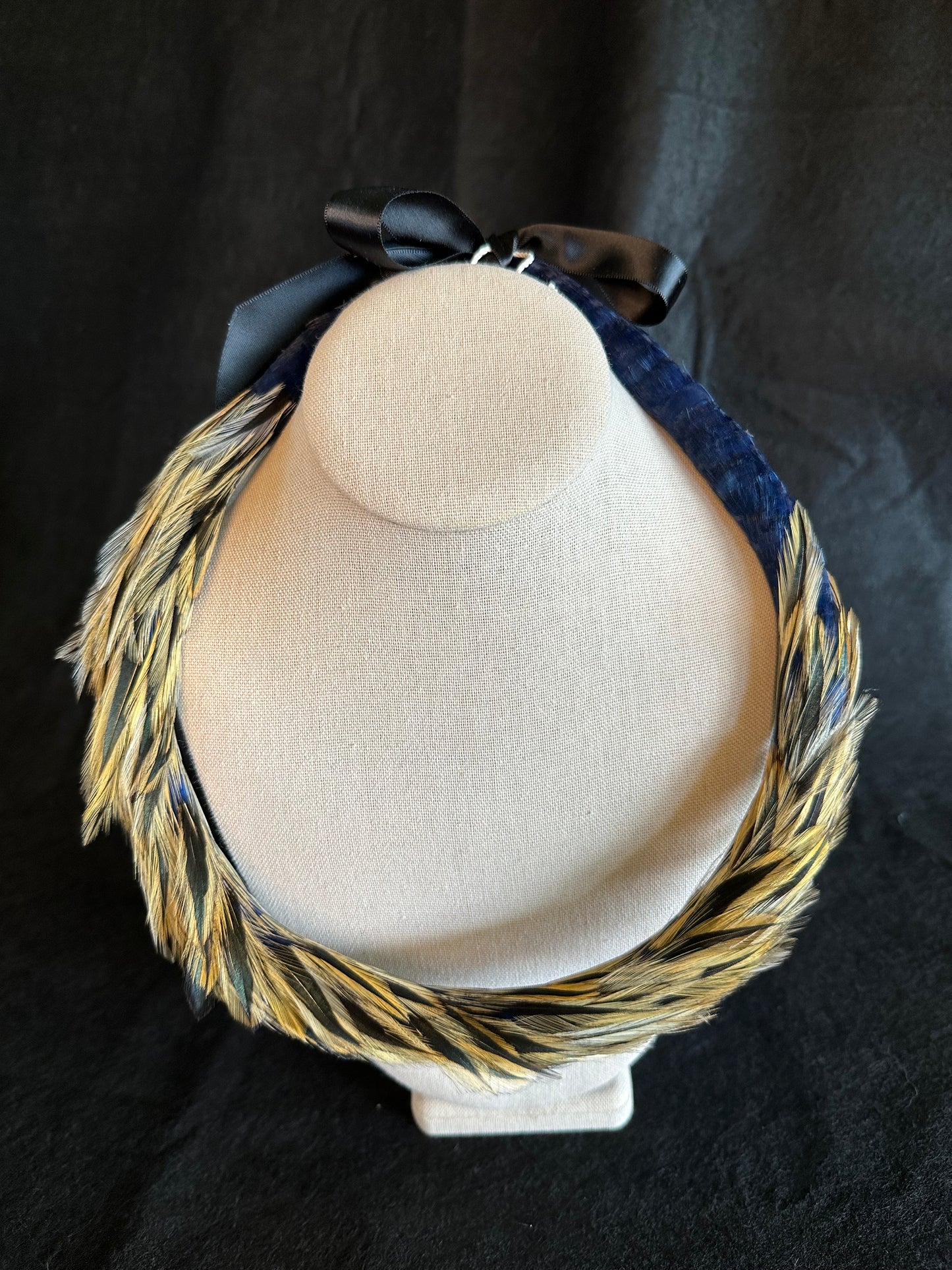 Asymmetric Navy Blue and Badger Lei Kamoe (feather lei)