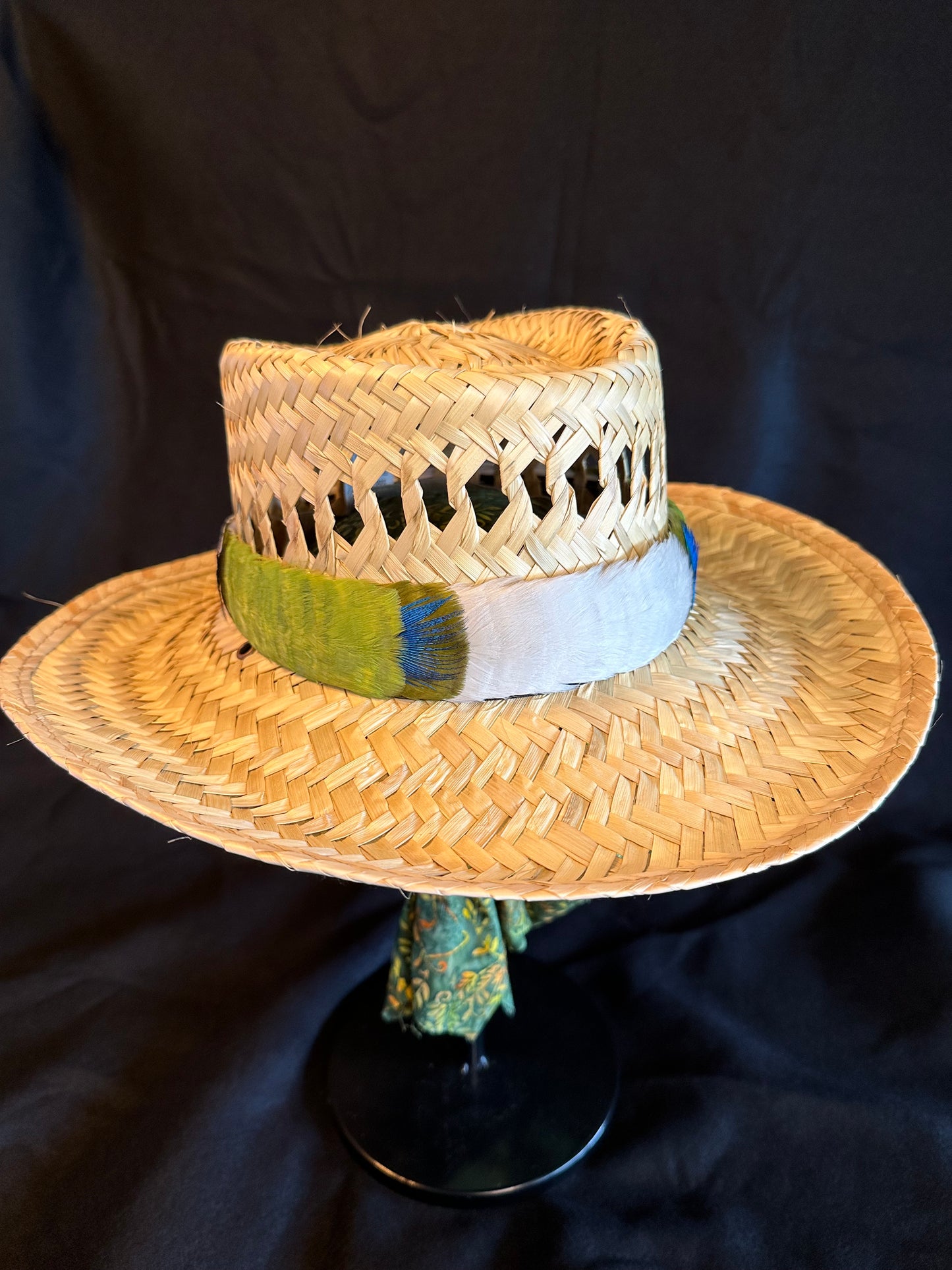 Gray and Green Goose Humu Papale (feather hat band) w/peacock accents