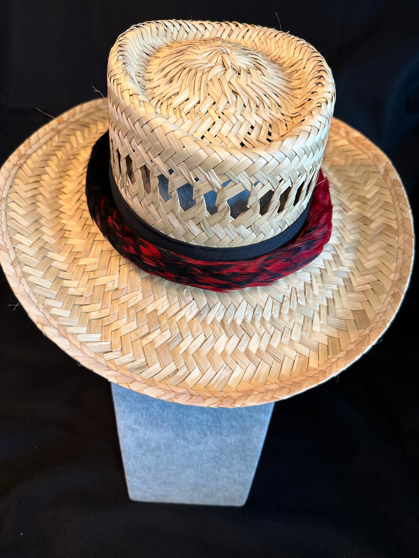 Red and Black Ekolu (2nd cut) Kamoe (lying flat) Lei Hulu (feather lei)