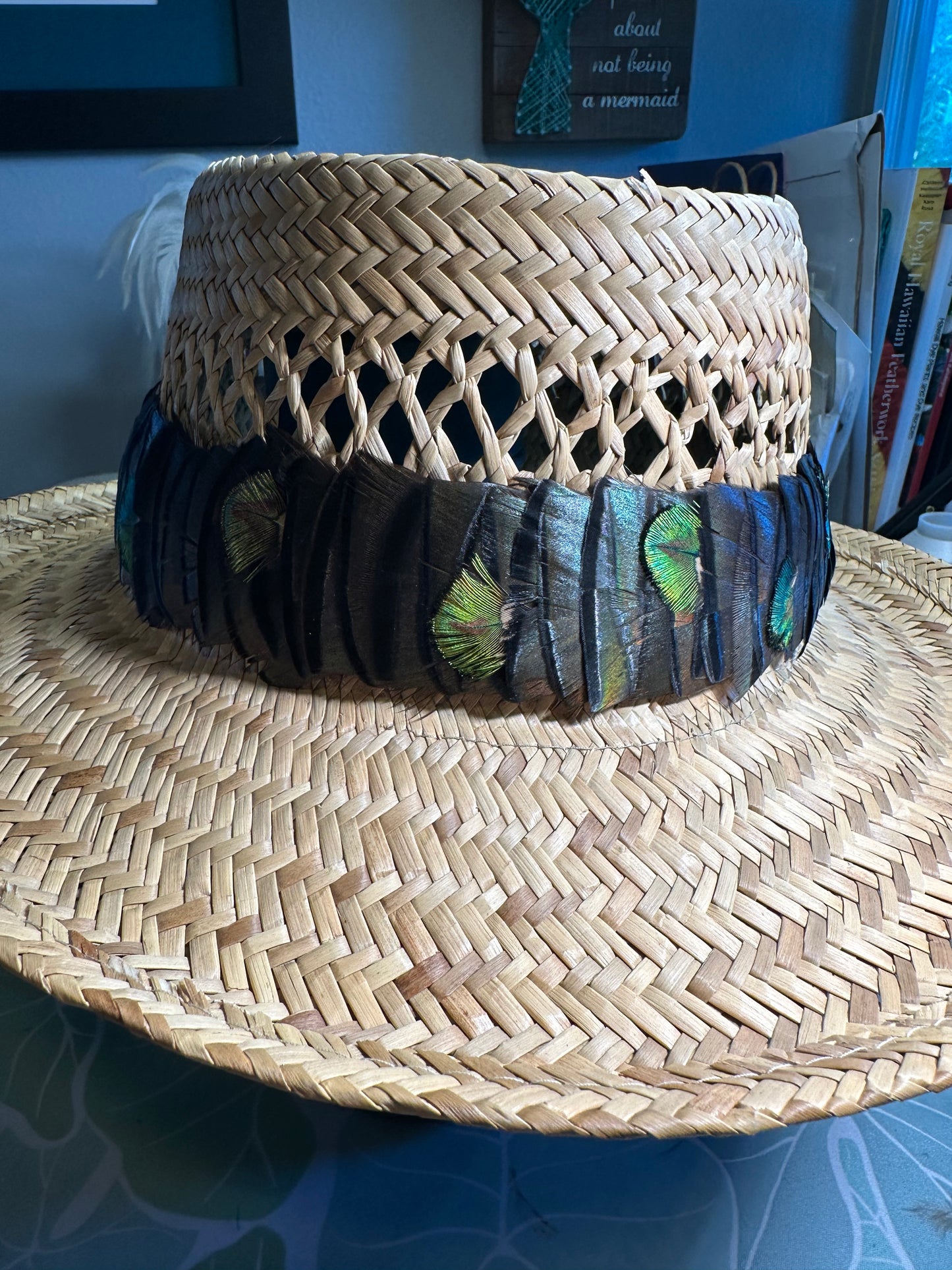 25” Turkey w/gold penny peacock accents humu papa (feather hat band)