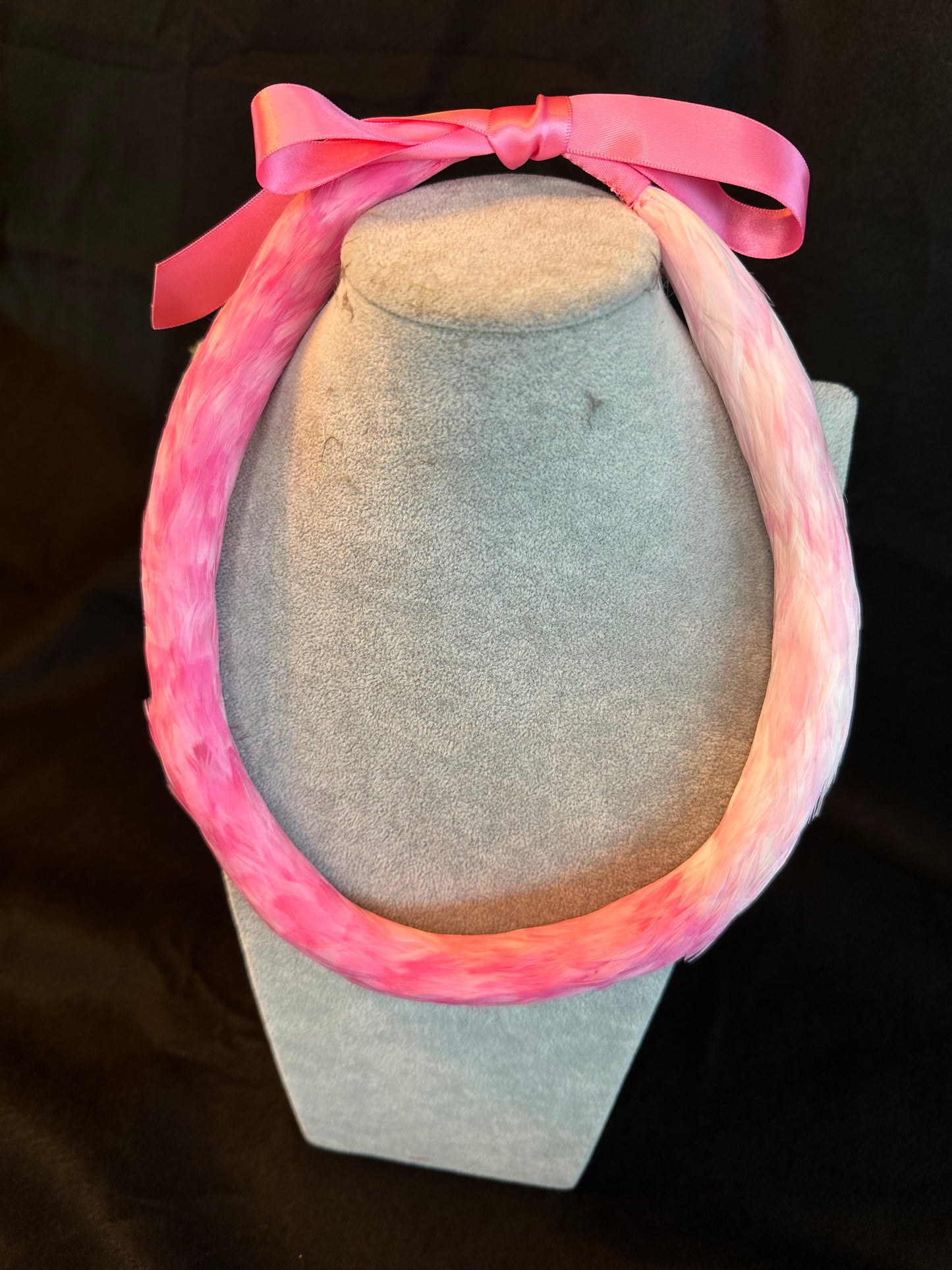 Lei Hulu Kamoe (feather lei flat style) 2nd cut -many variations