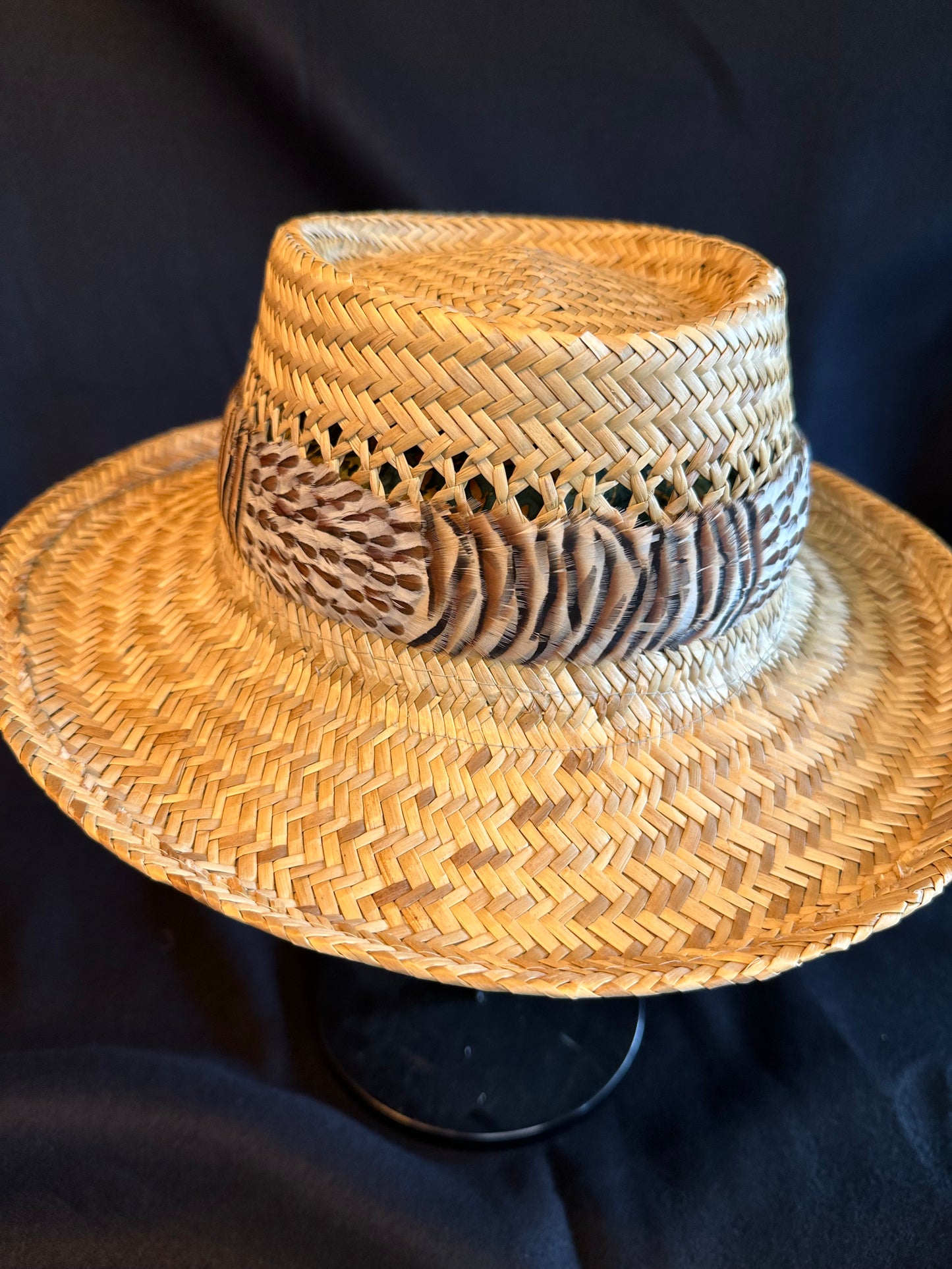 25" Chukar and Francolin Humu Papale (feather hat band)