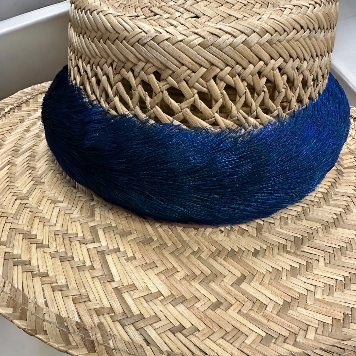 25" Blue Peacock with side "eye" accent humu papale (feather hatband)