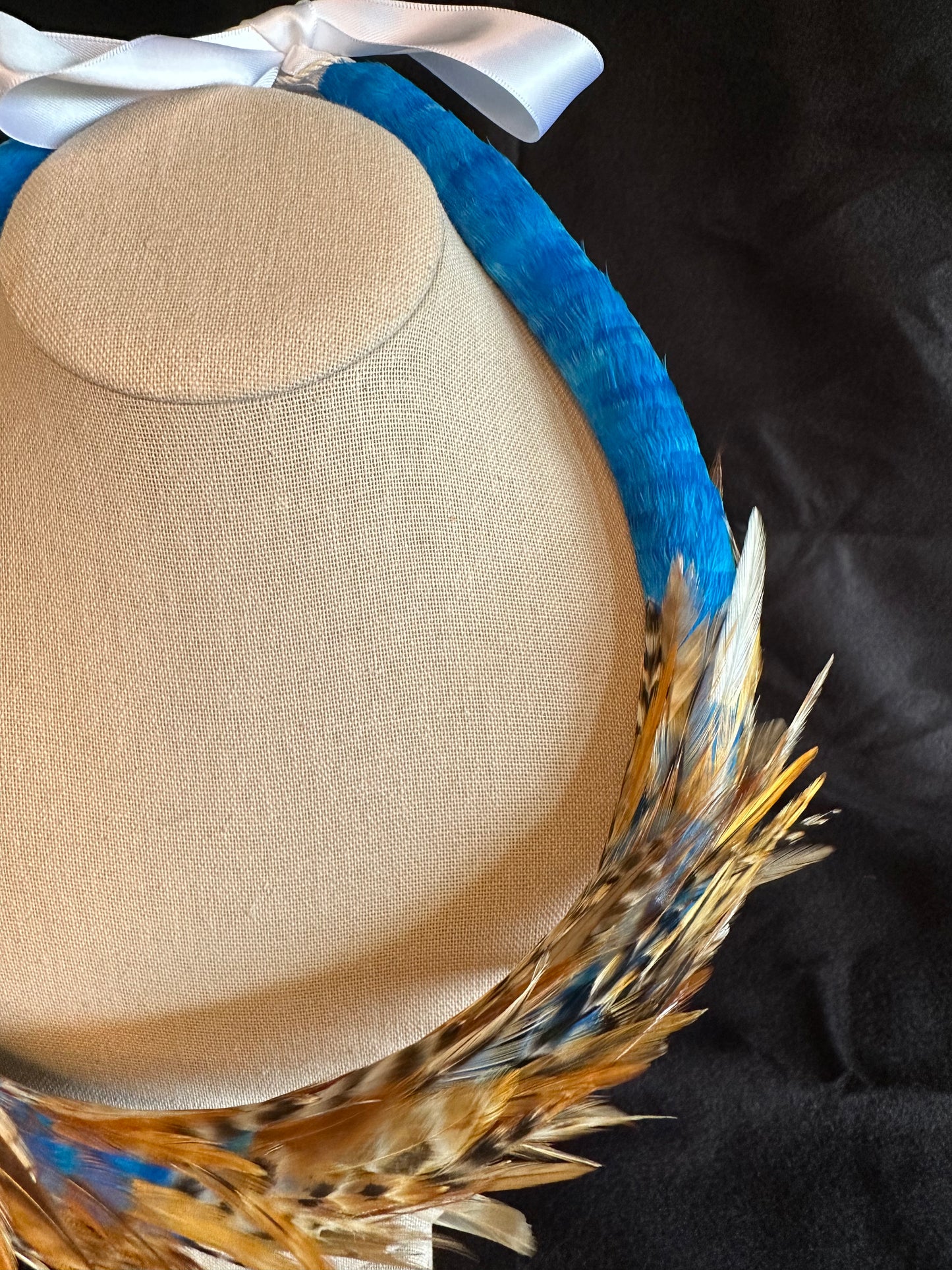 Asymmetric Turquoise Blue w/Red Chinchilla Rooster accent lei hulu Lokelani (rosebud feather lei)