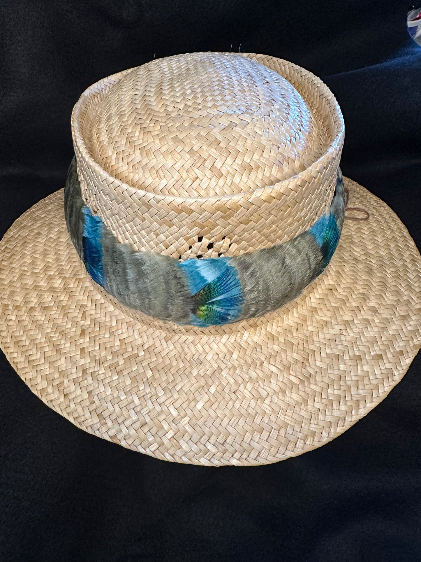 22-1/2" Lichen and teal humu papale (feather hat band) with peacock accent